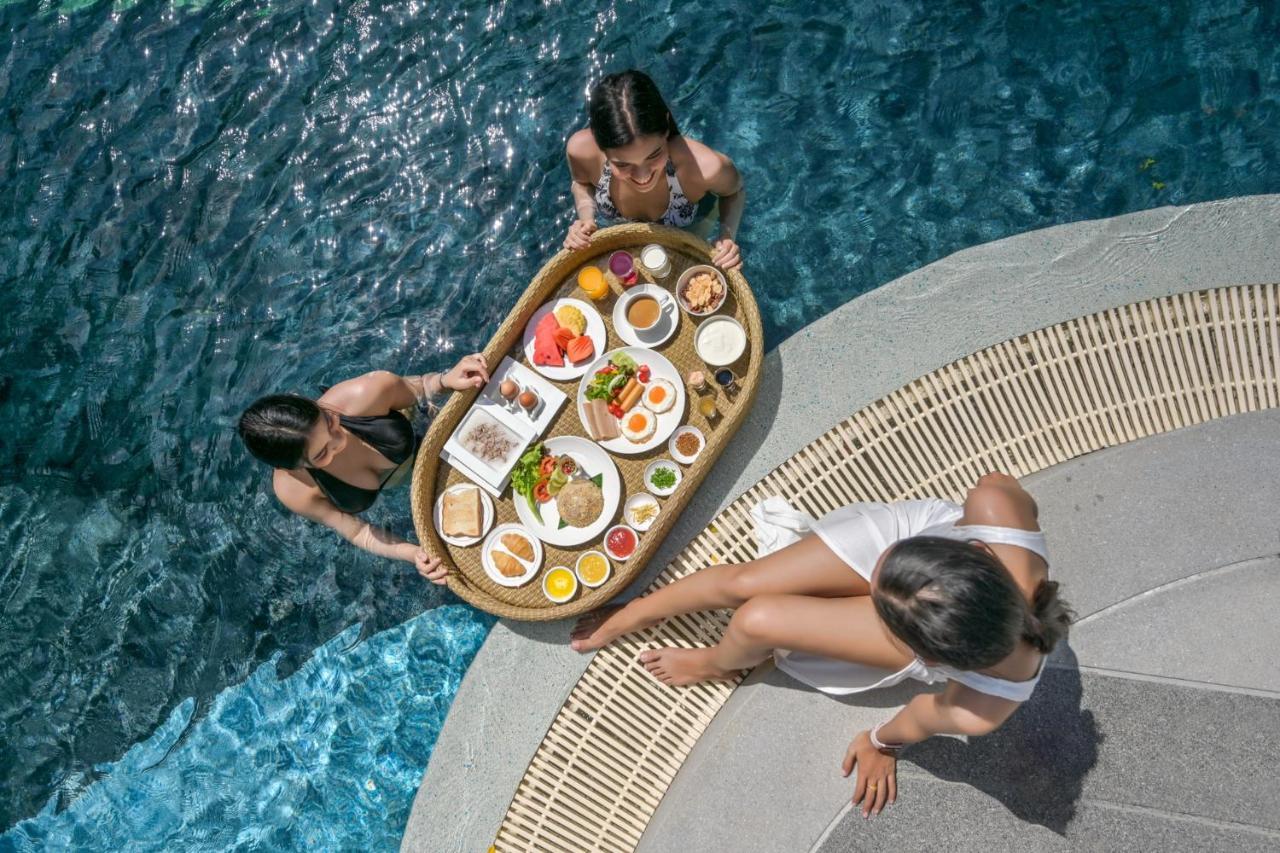 Andaman Embrace Patong, Phuket Hotel Exterior foto Floating breakfast at the Four Seasons Resort, Koh Samui, Thailand