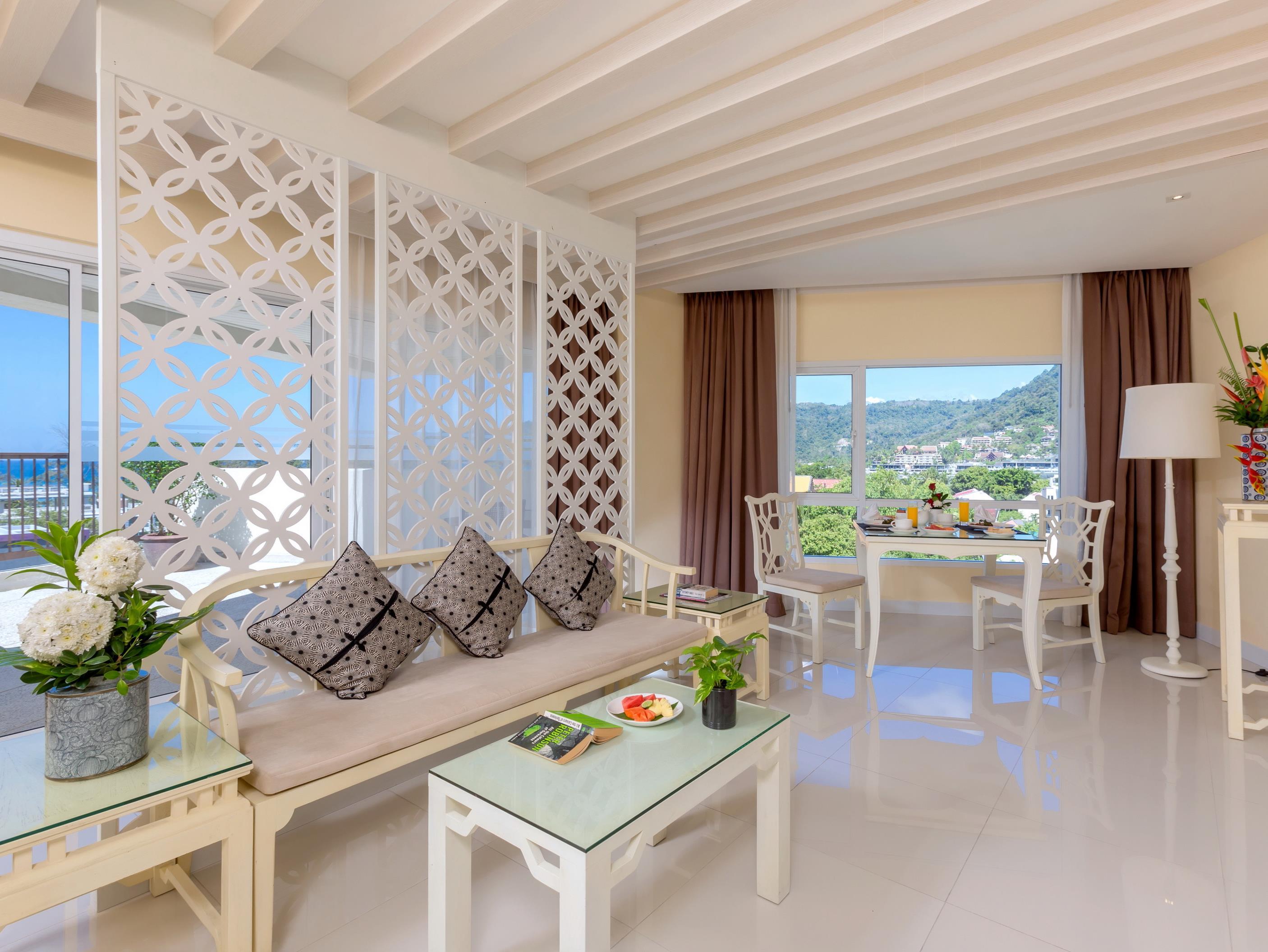 Andaman Embrace Patong, Phuket Hotel Exterior foto A suite at the hotel