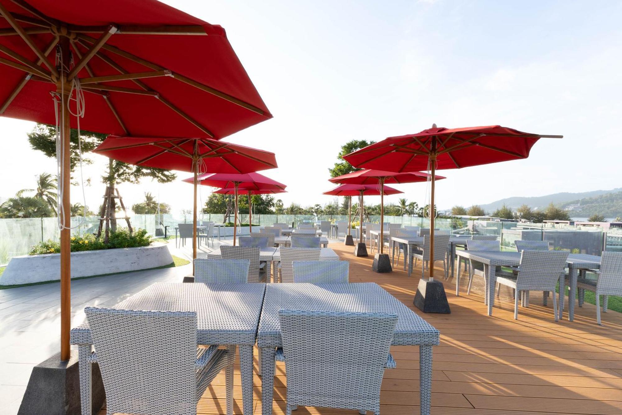 Andaman Embrace Patong, Phuket Hotel Exterior foto The Sky Bar